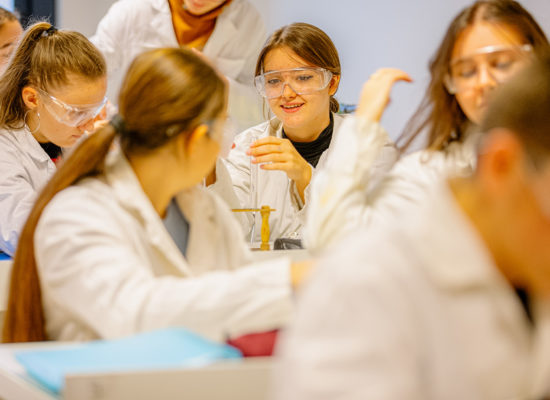 photo lycée jBLT chimie