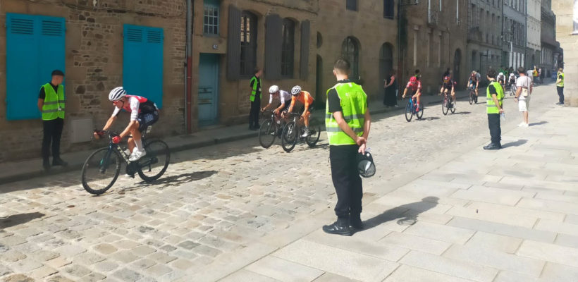 BAC Pro Métiers de la Sécurité à la course cycliste Grand Prix de la Ville de Fougères