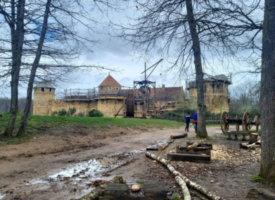 Les Quatrième à Guédelon