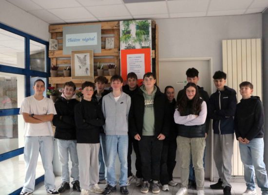 Les élèves de 2nde NJPF se lancent dans la création d’un théâtre végétal