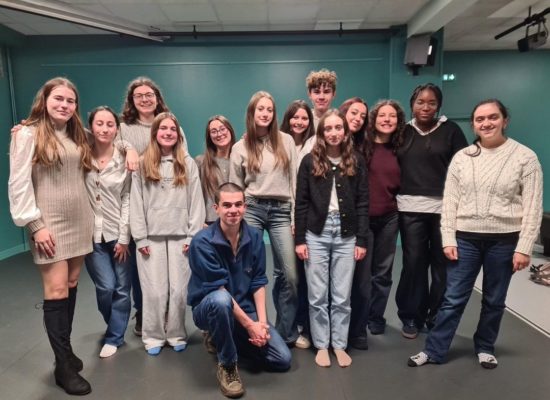 Rencontre avec un ancien élève pour les élèves de l’option théâtre